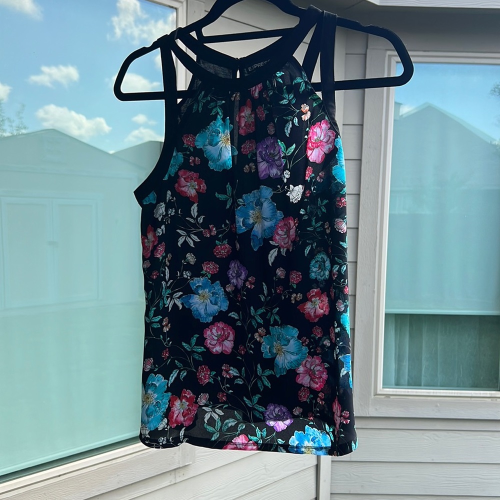 Floral Express Tank